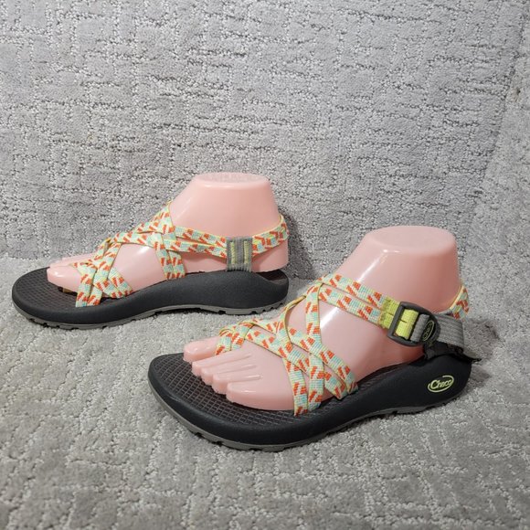 Chaco ZX/2 Womens Size 7 Classic Prism Yellow Sport Adjustable SandalsNEW